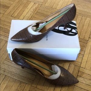 Nine West Taupe patterned heels